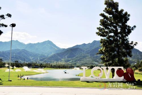 紫金山实验学校第二届家长委员会成立大会